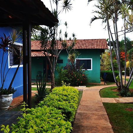 Rosa Spa E Pousada อาปาเรซิดา เจ กอยอาเนีย ภายนอก รูปภาพ