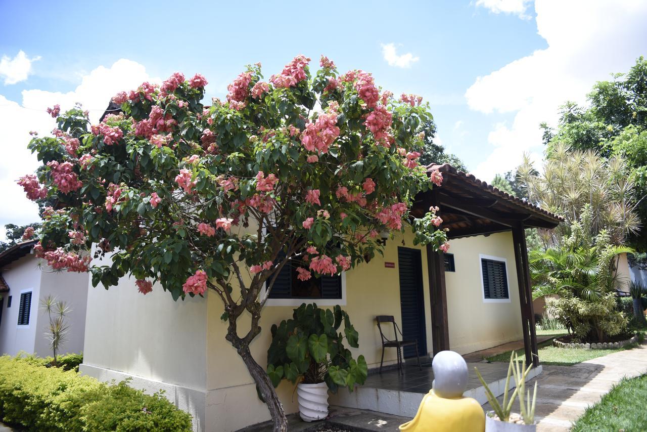 Rosa Spa E Pousada อาปาเรซิดา เจ กอยอาเนีย ภายนอก รูปภาพ
