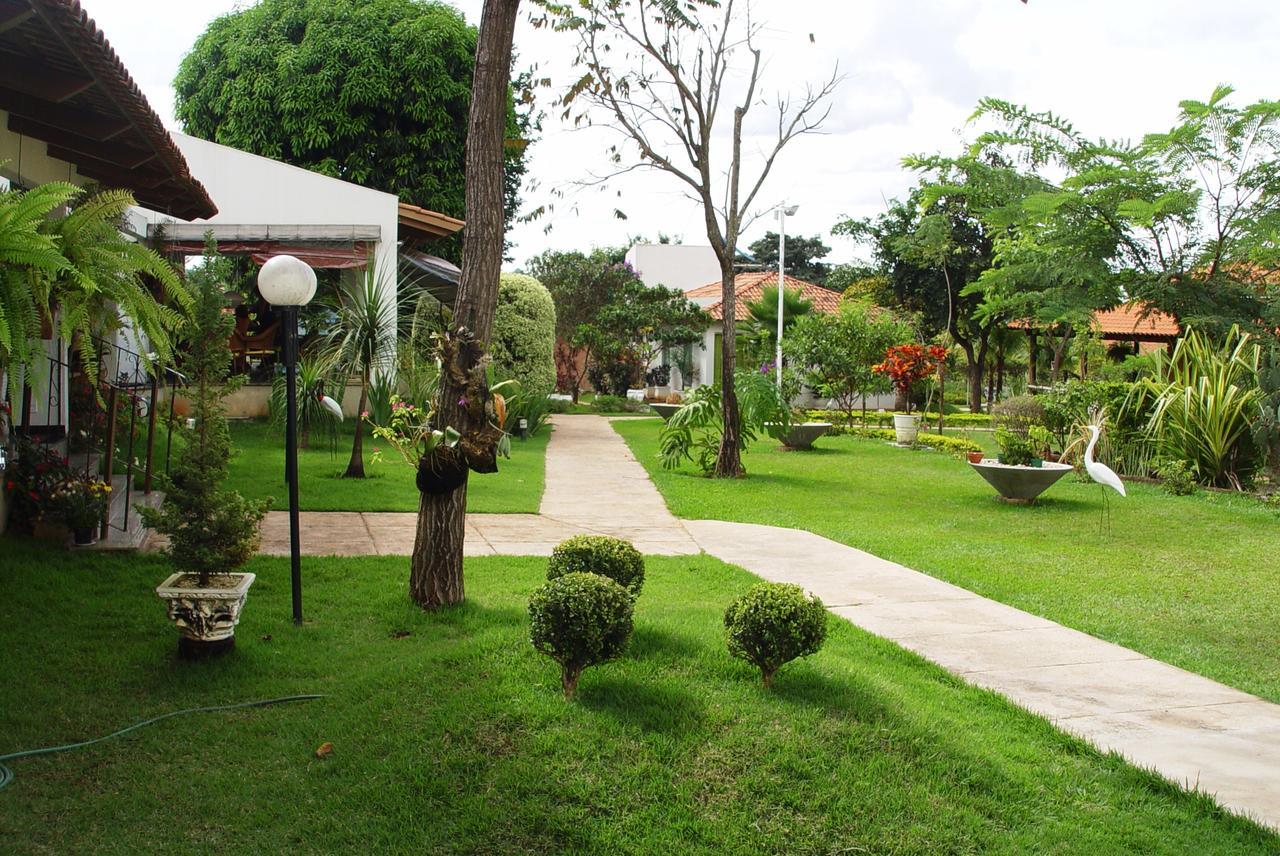Rosa Spa E Pousada อาปาเรซิดา เจ กอยอาเนีย ภายนอก รูปภาพ